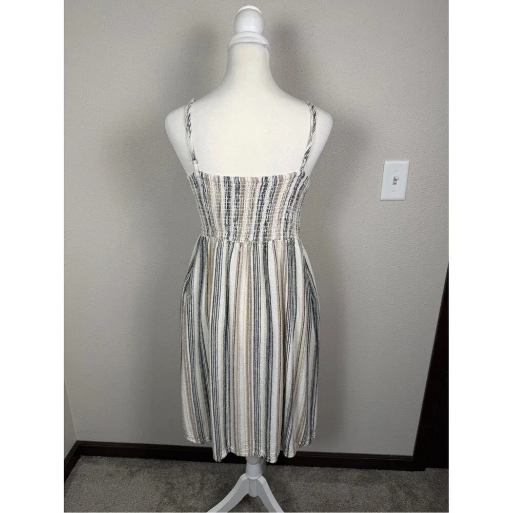Unbranded justify striped